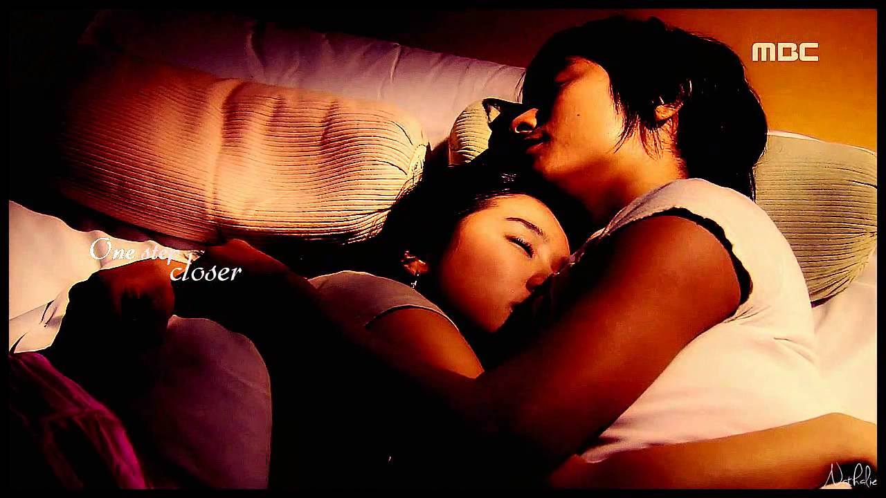 G00NG | A Thousand Years