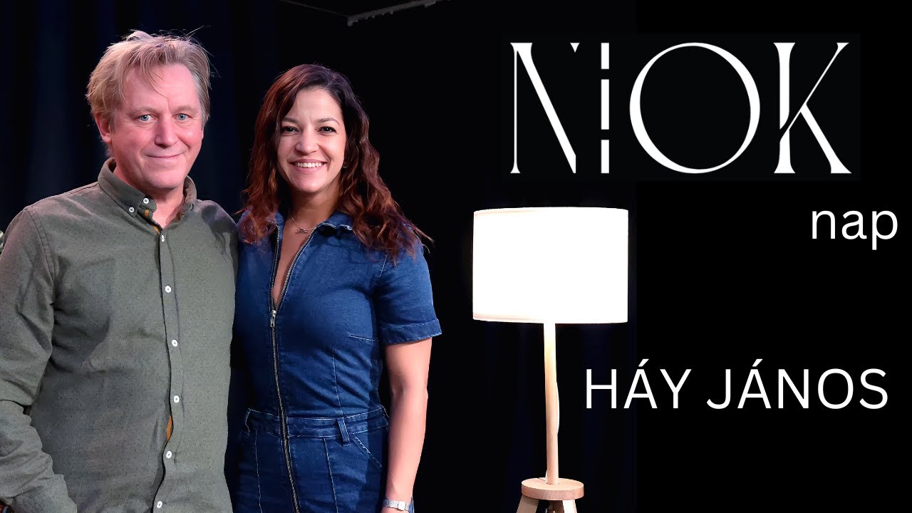 H&aacute;y J&aacute;nos bicikliz&eacute;s k&ouml;zben is novell&aacute;t &iacute;r // IV. NIOK-nap