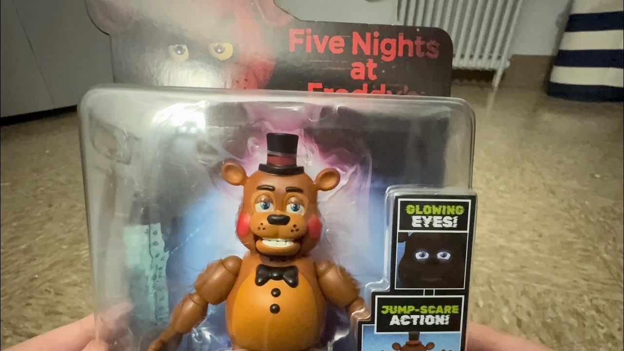 Unboxing toy, Freddy