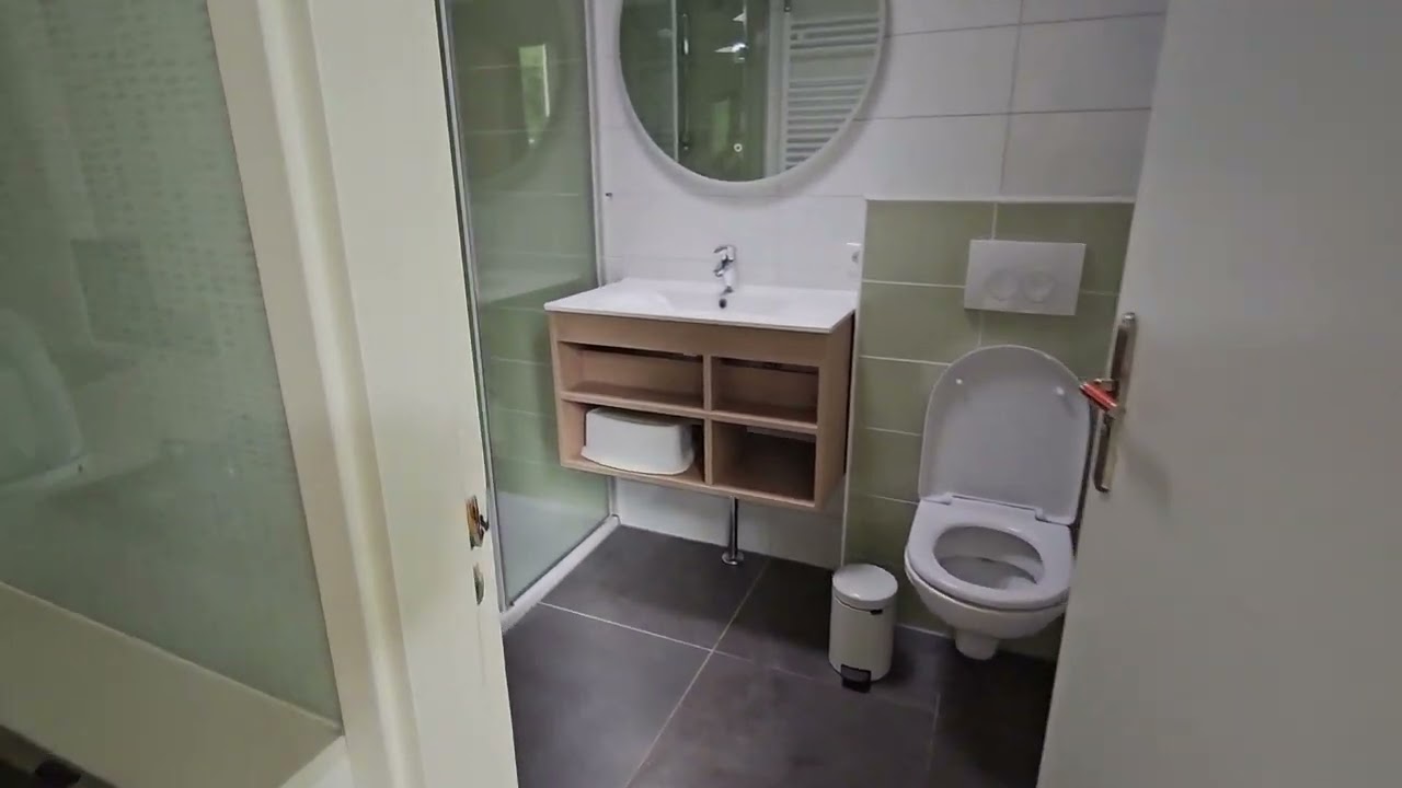 Centerparcs de Huttenheugte. 4 persoons comfort 875 bungalow tour