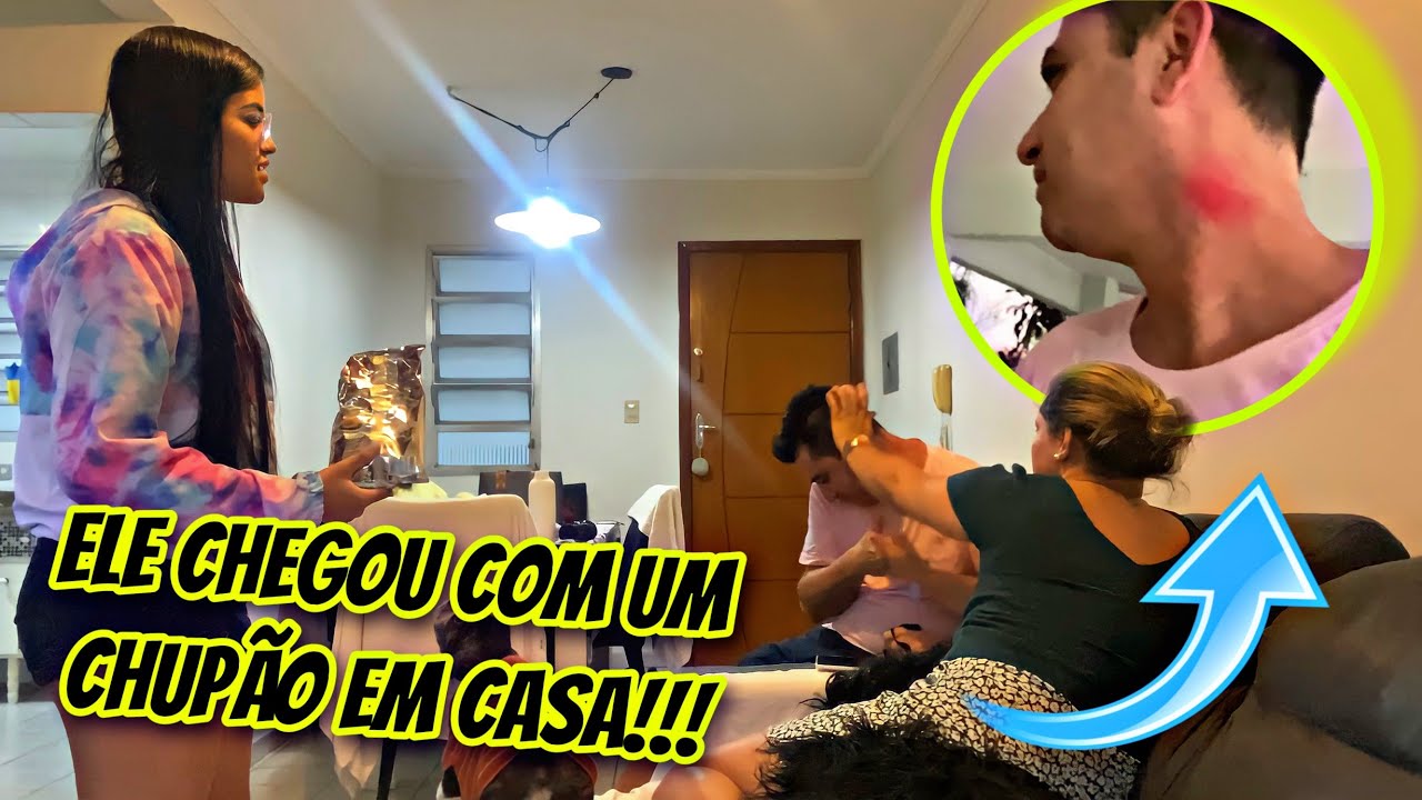 MEU PADRASTO CHEGOU COM UM CHUPÃO NO PESCOÇO E MINHA MÃE ENLOUQUECEU 🤭