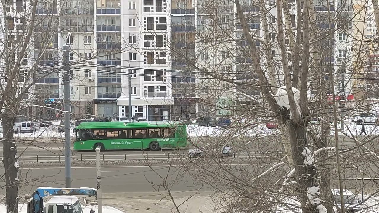 Traffic on the streets 001 #traffic #transport #automobile #winter #snow