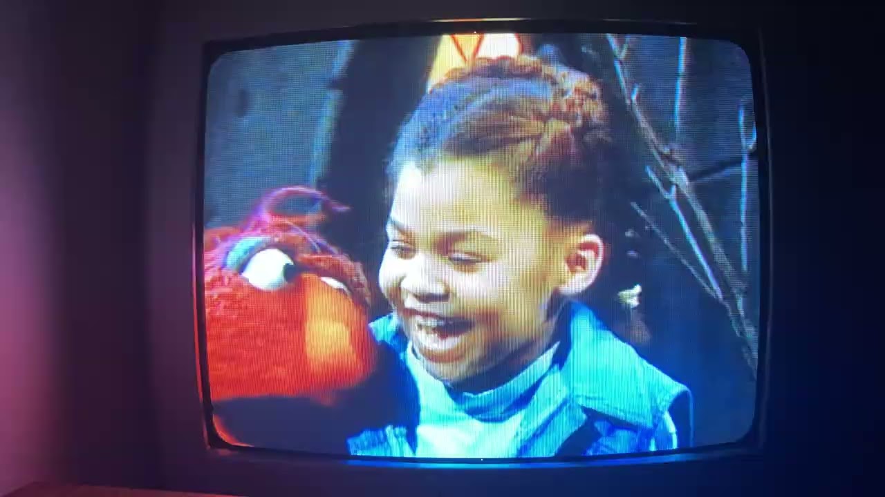 Opening to 123 Count with Me 1997 VHS (2000 & 2002 Sesame Workshop Reprint)