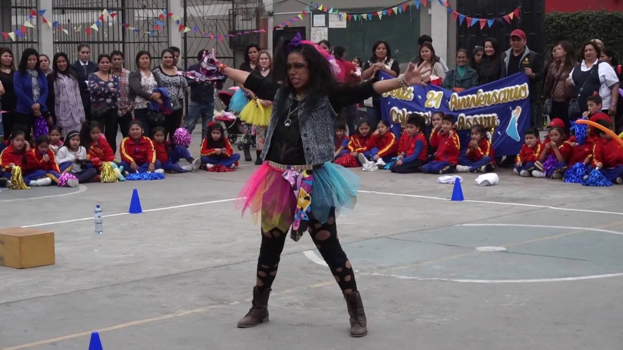 05Concurso Playback Colegio ASSIRI 2016 - Gloria trevi - Pelo Suelto