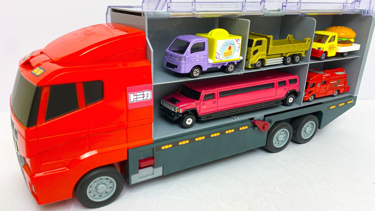 トミカ☆はたらくくるまのトミカのミニカーを開封してコンボイへ収納します☆Unboxing Tomica working car minicars in the convoy!