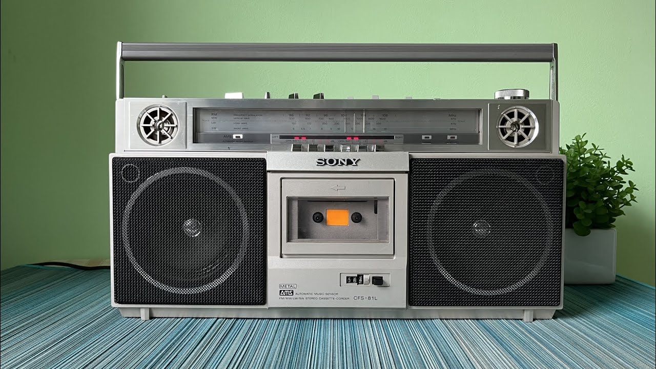 Магнітола Sony CFS-81L. Японія, 1981 рік.