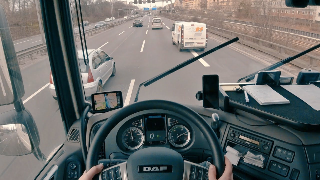 POV Trucking DAF XF 106 - Berlin Ring