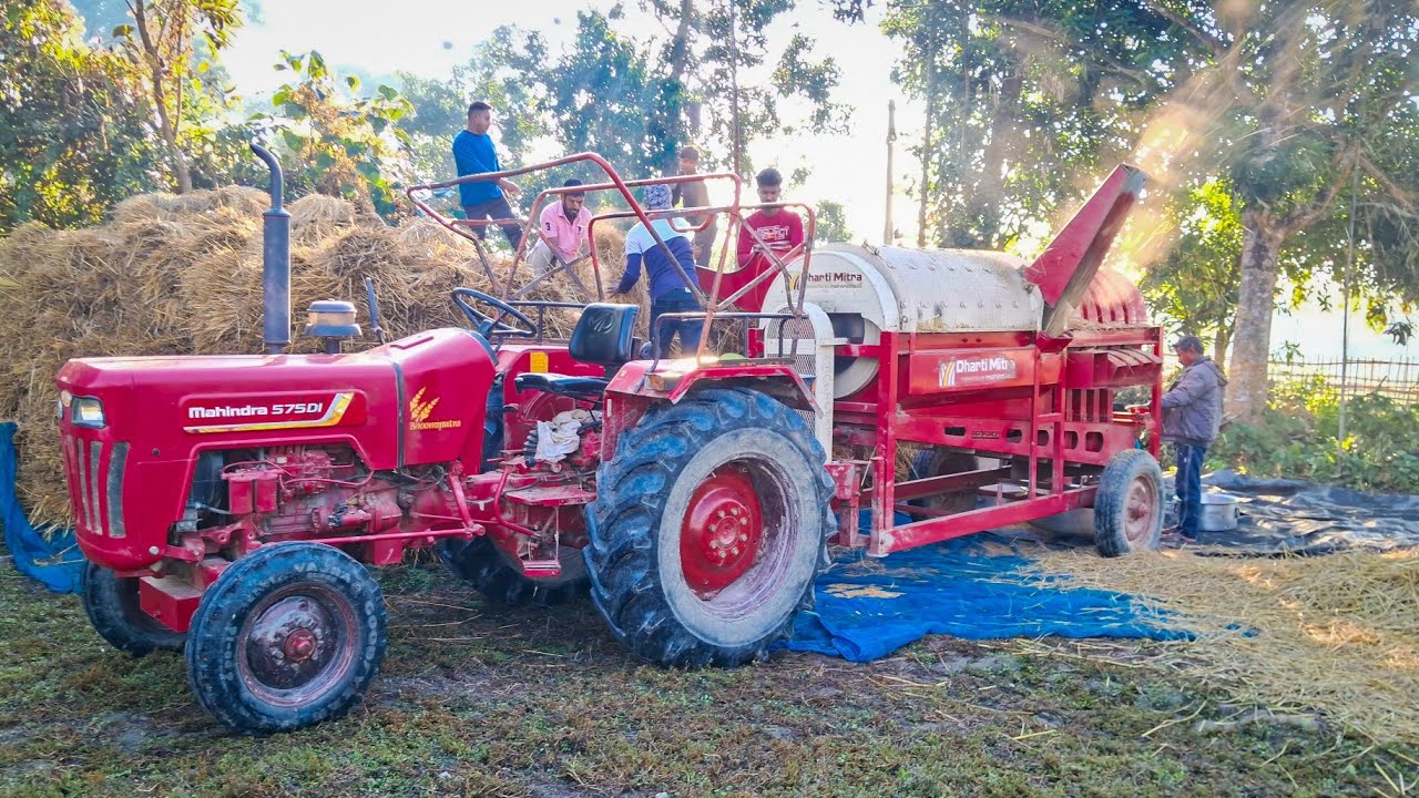 Dharti Mitra 7 Fan Paddy Thresher Machine Working with Mahindra 575 DI Tractor