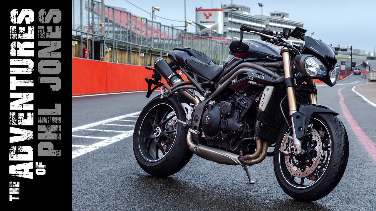 How to Fit SP Engineering Exhaust on Triumph Speed Triple 1050 S - Sound Comparisons.