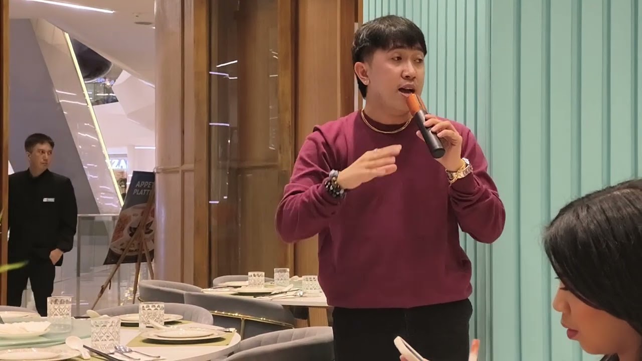 Feng Shui reading at Tung Lok Seafood's Chinese New Year celebration 