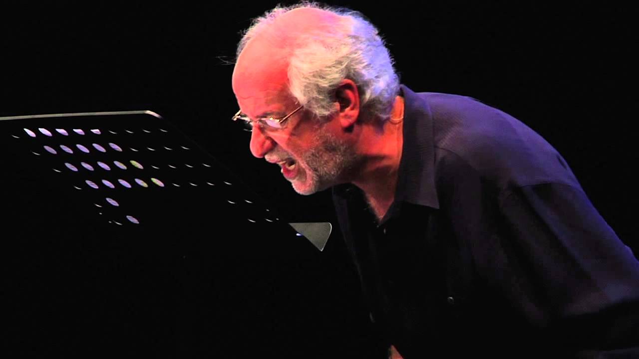 Tony Servillo a' sciaveca