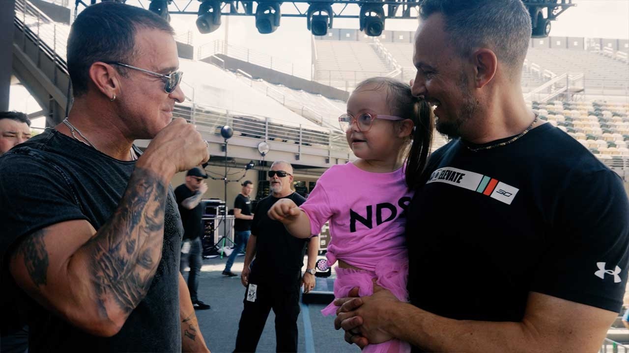 Rock star embraces Down syndrome community after his daughter is born