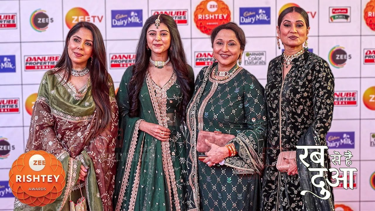 Yesha Rughani and Rab Se Hai Dua Cast at Zee Rishtey Awards 2024
