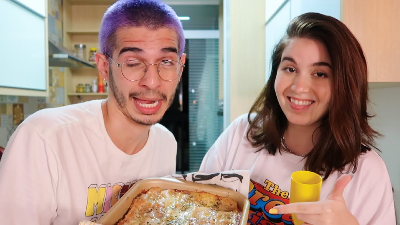 COZINHANDO E FALANDO BESTEIRA BÊBADO (com @sofiasantino )