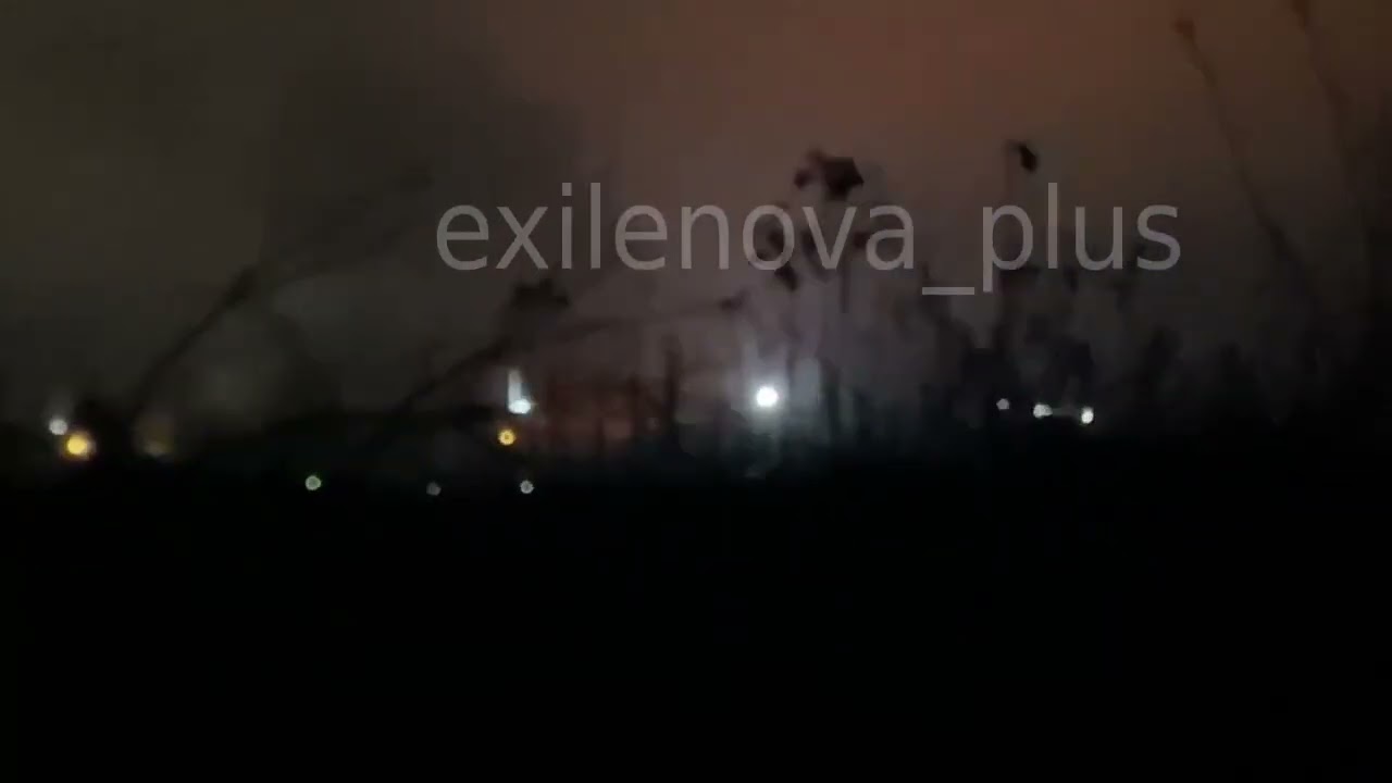 🔥Slavyansk in Kuban, locals report that the oil refinery is still on fire.