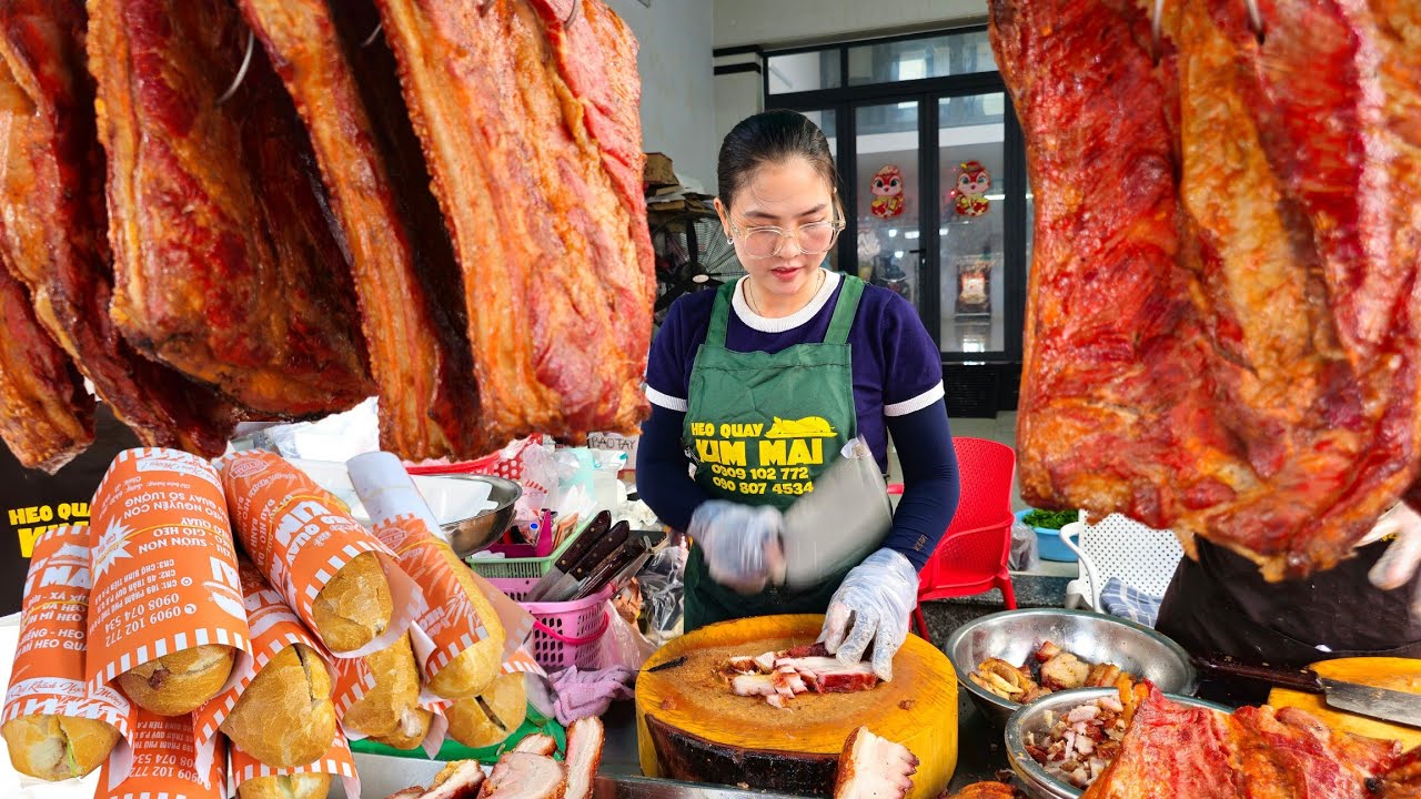 Heo Quay Bán Gì Mà Thấy Ham Quá, Ra Bao Nhiêu Bán Hết Bấy Nhiêu.