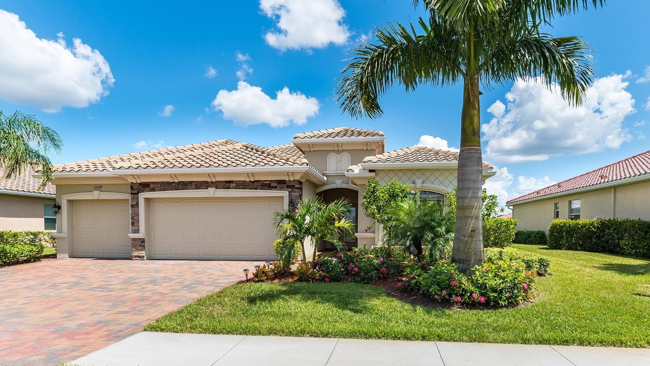 LEAST EXPENSIVE 4Bd/2Bth Resale Pool HOME IN NAPLES -5 Years Old! 2094 Satsuma Ln, Naples FL 34119