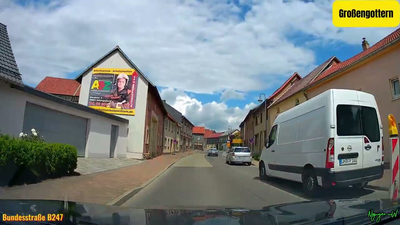 Bundesstraße B247 und die Senke bei Mühlhausen ( B247 and the depression near Mühlhausen ) Germany