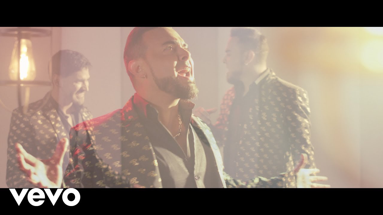 Banda El Recodo De Cruz Liz&aacute;rraga - Esta Vida Es Muy Bonita