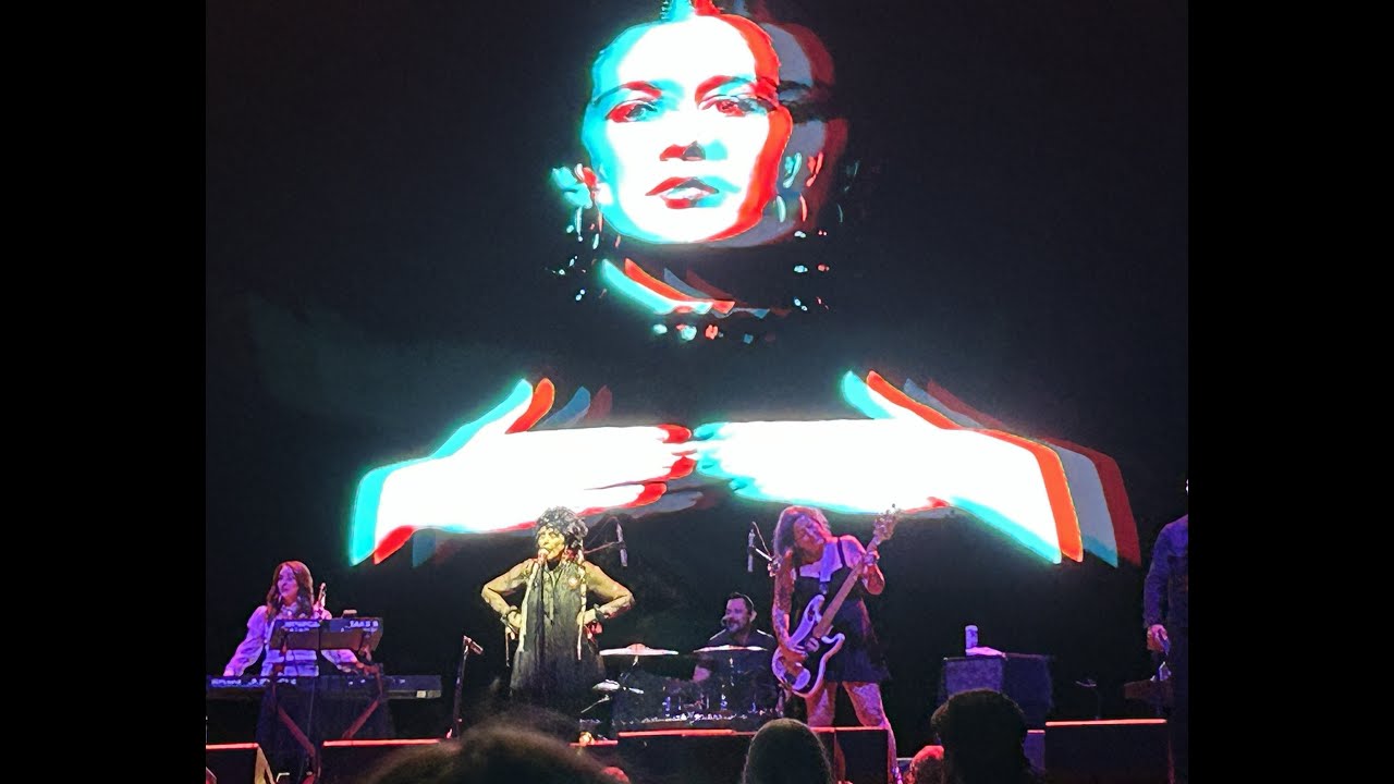 Lene Lovich live Alpharetta, GA (Greater Atlanta) October 25th, 2025. Cosmic De-Evolution Tour.