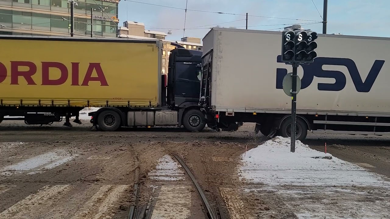 Helsingin raitiolinja 8T,6 Länsiterminaali-Arabia-Eiranranta.  Helsinki tramline 8T,6.