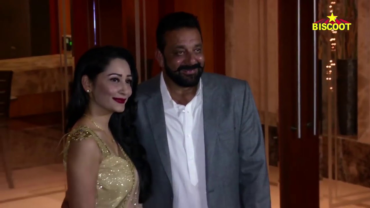 Sanjay Dutt's FUNNY Moments With Reporters At Diwali Party 2017