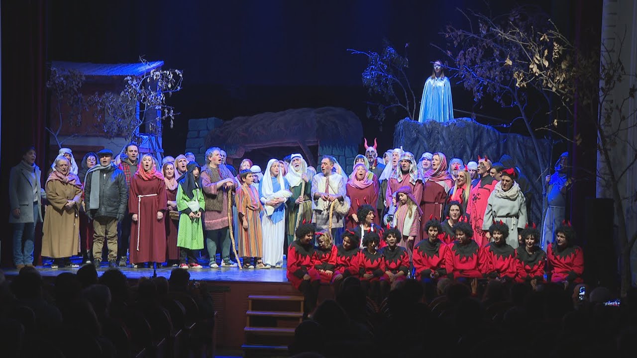 L'enc&iacute;s del pessebre - Pastorets de Roda de Ter