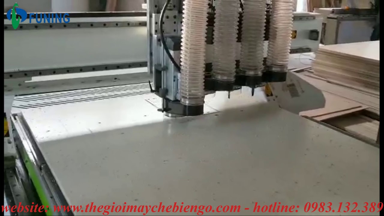 Máy CNC khoan cắt 4 đầu Funing