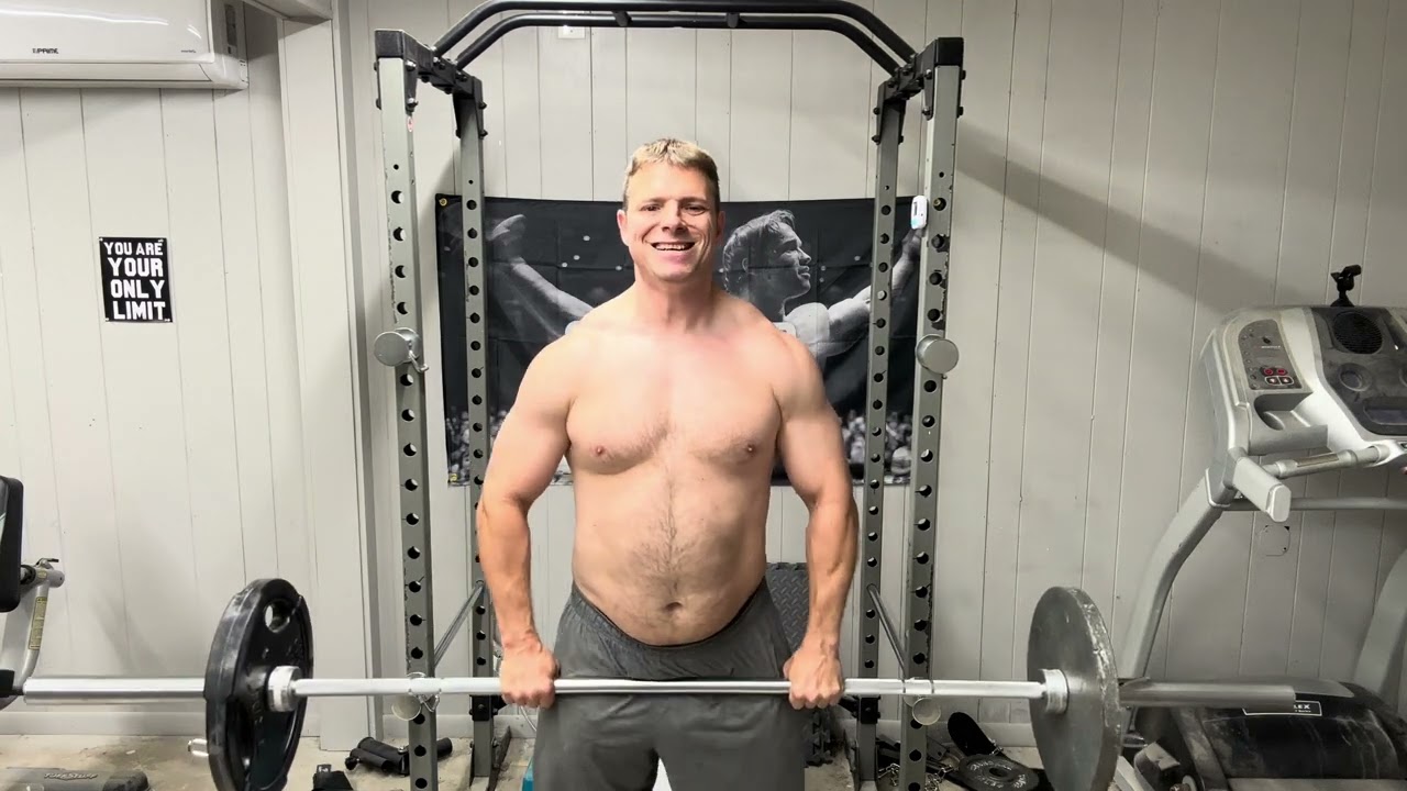 Upright Row — The Controversial Lift That Can Build or Break Your Shoulders 
