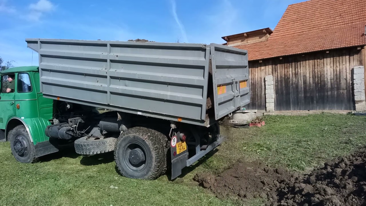 Hlína a LIAZ  **šílené**