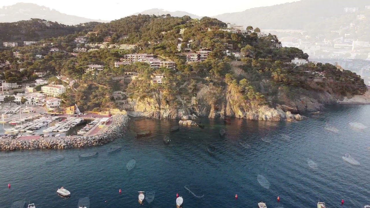 Llafranch, Costa Brava by drone (@thevrgstory)
