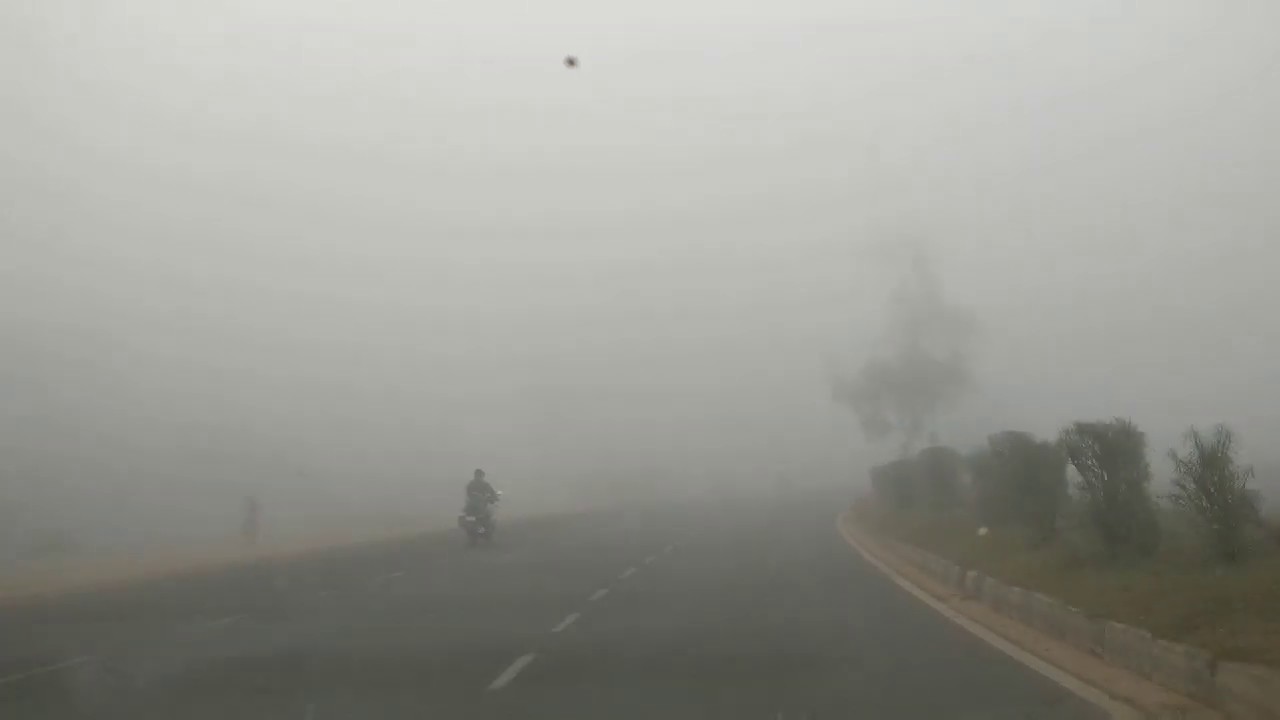 Driving In Fog : Tips In English