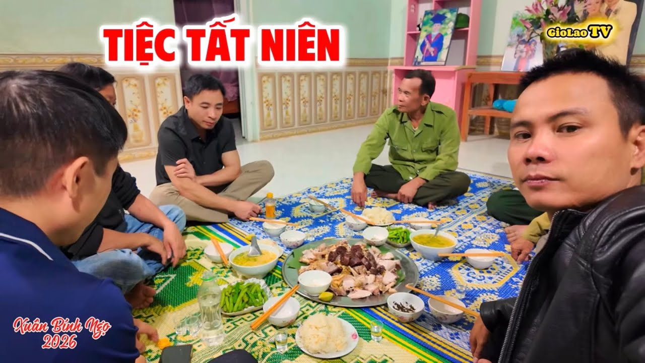 Bữa Cơm Tất Niên Hội Ngộ Anh Em Sau 2 Năm Gặp Lại . 