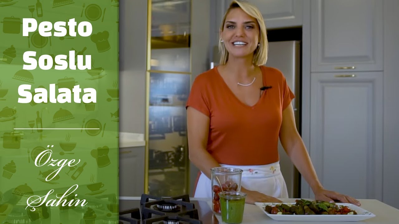 Simitli ve Pesto Soslu Enfes Salata Tarifi | Bugüne Kadar Yaptığınız Salataları Unutun!