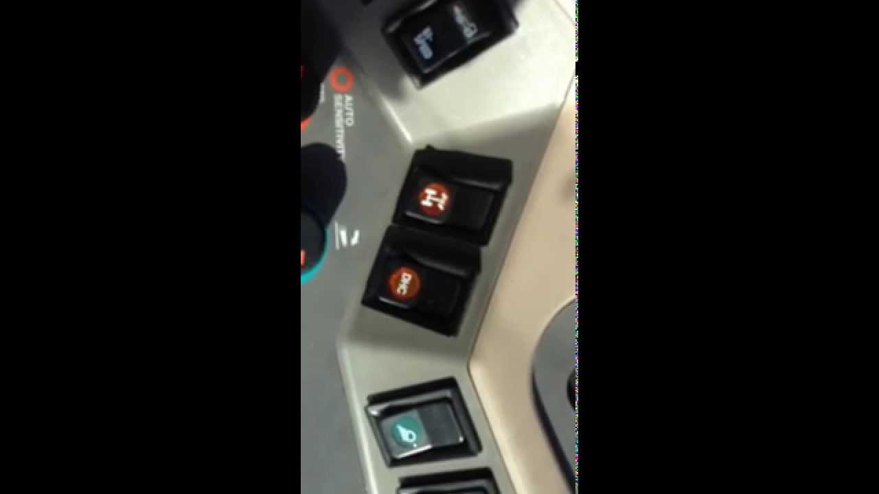 KUBOTA M130X