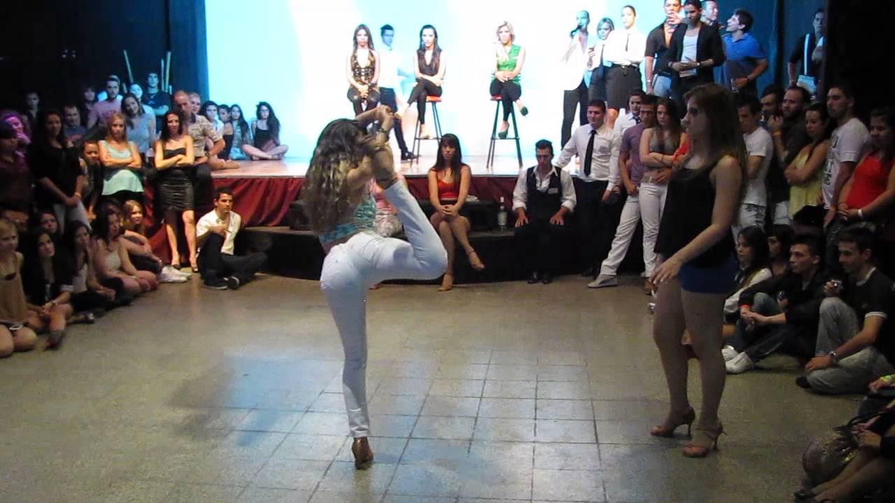 Comadreja Salsa Congress 2013 ~ Batalla Havana Club ~ Cecilia Disandro vs. Antonella Bosco