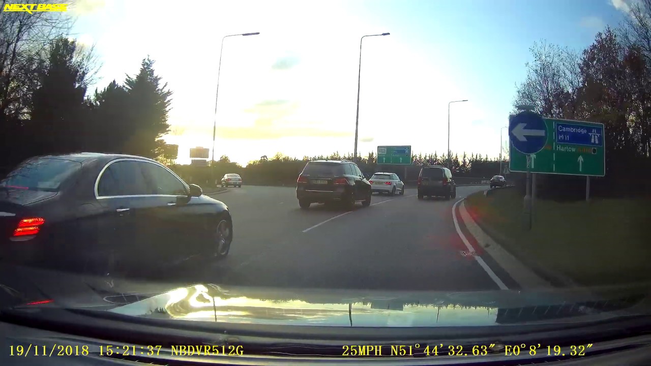 #DashCam Red Light Jumper 3