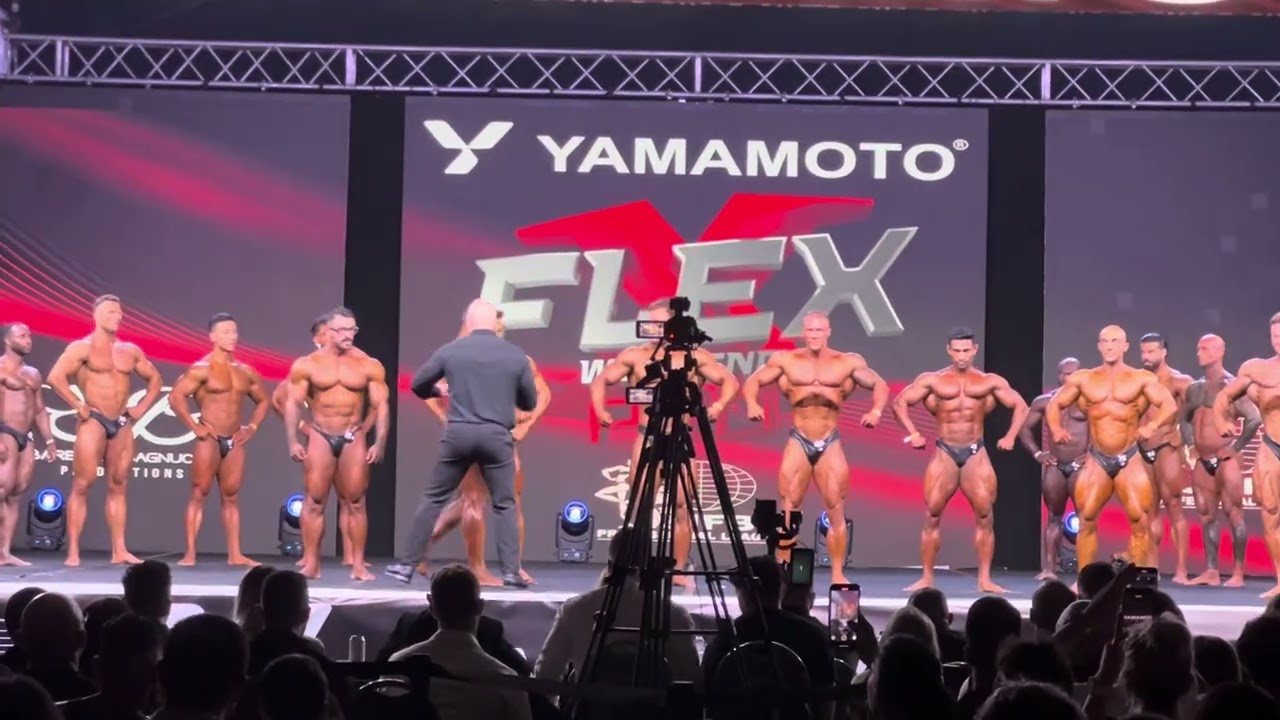 Flex weekend italy 🇮🇹 classic physique pro first call out