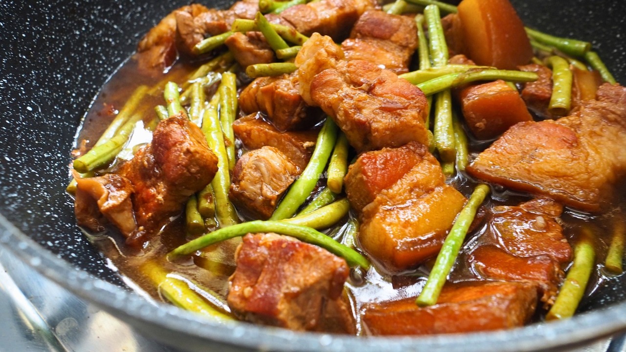 ADOBONG BABOY O ADOBONG SITAW?