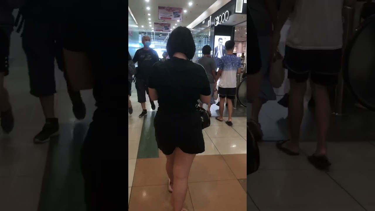 Walking in Aeon Mall Tebrau City #shorts #shoppingmall #johorbahru #aeonmall #friday #yrgojalan