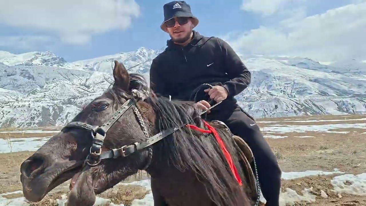 Azər atlandı