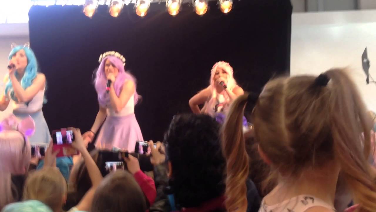 En video när jag såg och träffade Dolly Style i Holmgrens bil😍😭❤️😱