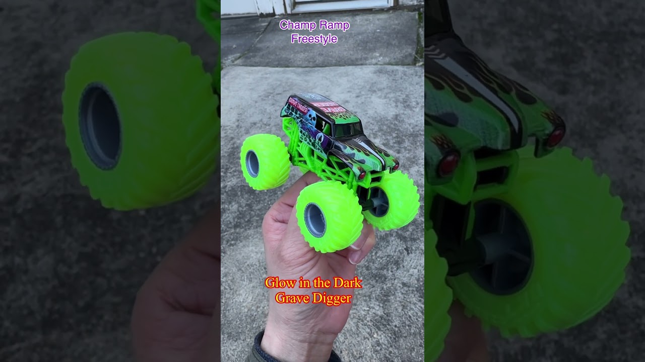 Grave Digger Glow in the Dark, Champ Ramp Freestyle play set 😱😱😱 #gravedigger