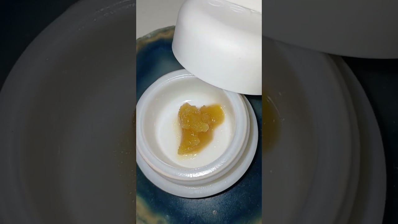 Aeriz Skywalker OG live resin budder #nueracannabis #aeriz #liveresin #theflaminglips