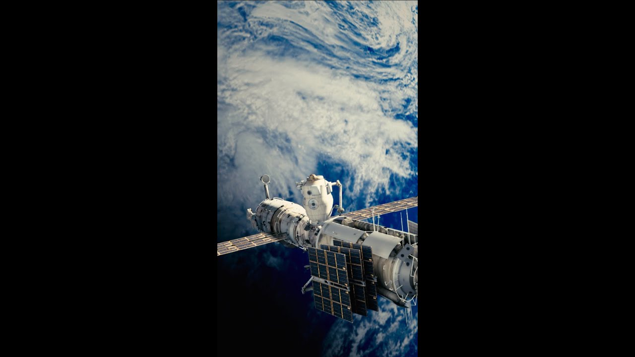 Jupiter destroys earth and the ISS #shorts #cosmichorror #space