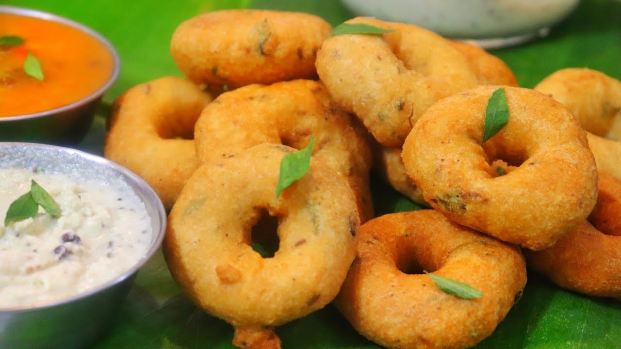 মেদু বড়া সাউথ ইন্ডিয়ান স্ট্রিট ফুড |Crispy Madu Vada|South Indian Vada