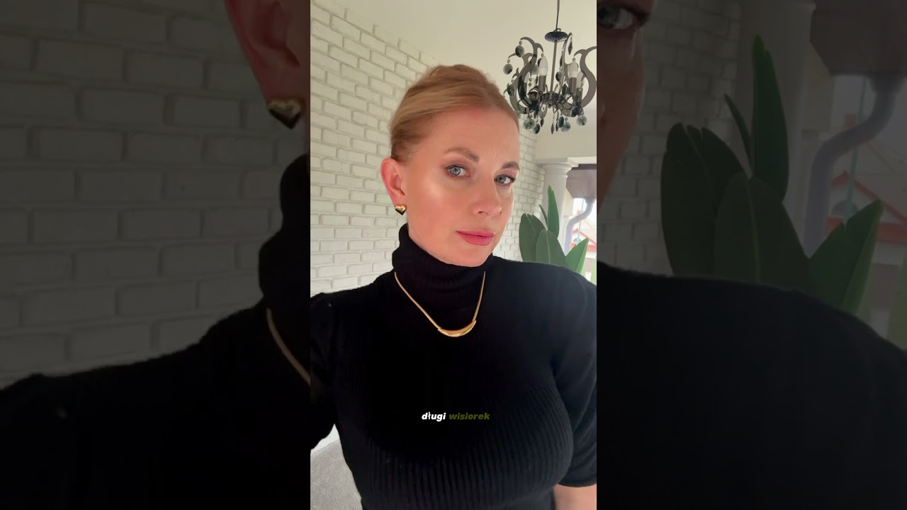 Dobieramy naszyjnik Vezzi do dekoltu #fashion #biżuteria #naszyjnik #porady