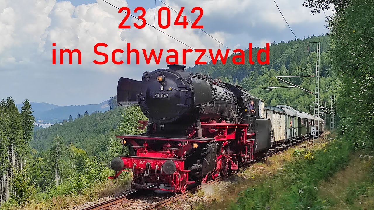 So war sie schon lange nicht mehr gefordert: Dampflok 23 042 auf Zeitreise im Schwarzwald