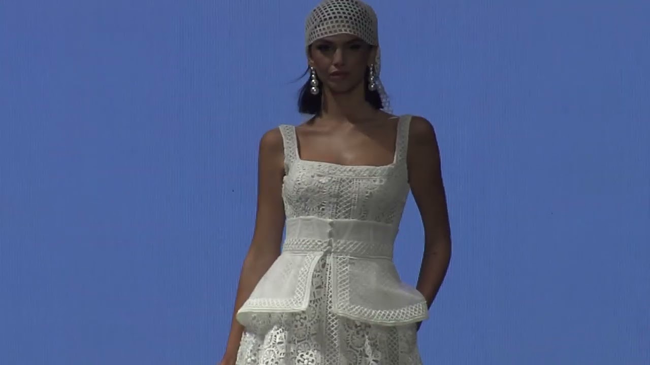 Sfilata Pinella Passaro - Mia Sposa 2025