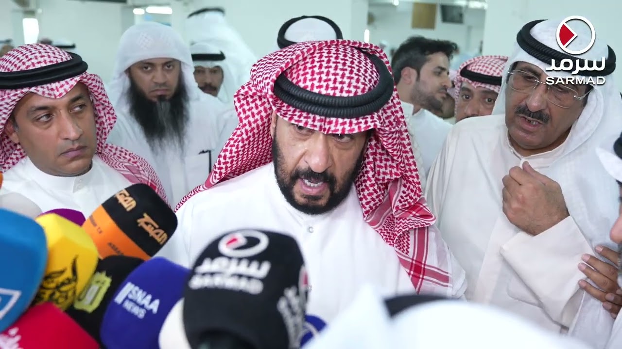 وزير الداخلية الشيخ طلال الخالد يقدّم العزاء في مبارك الرشيدي